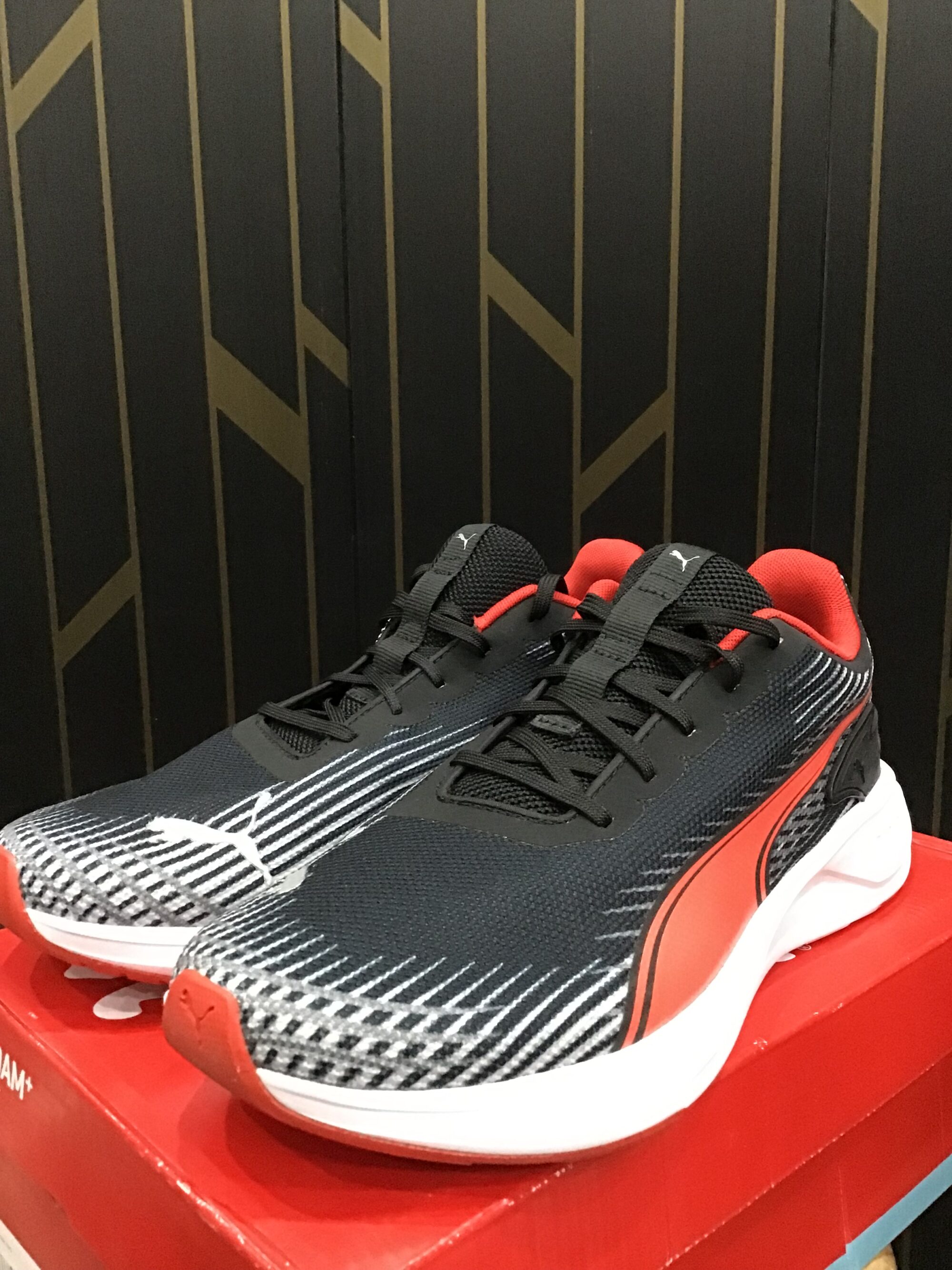 Puma Unisex Sports Shoes