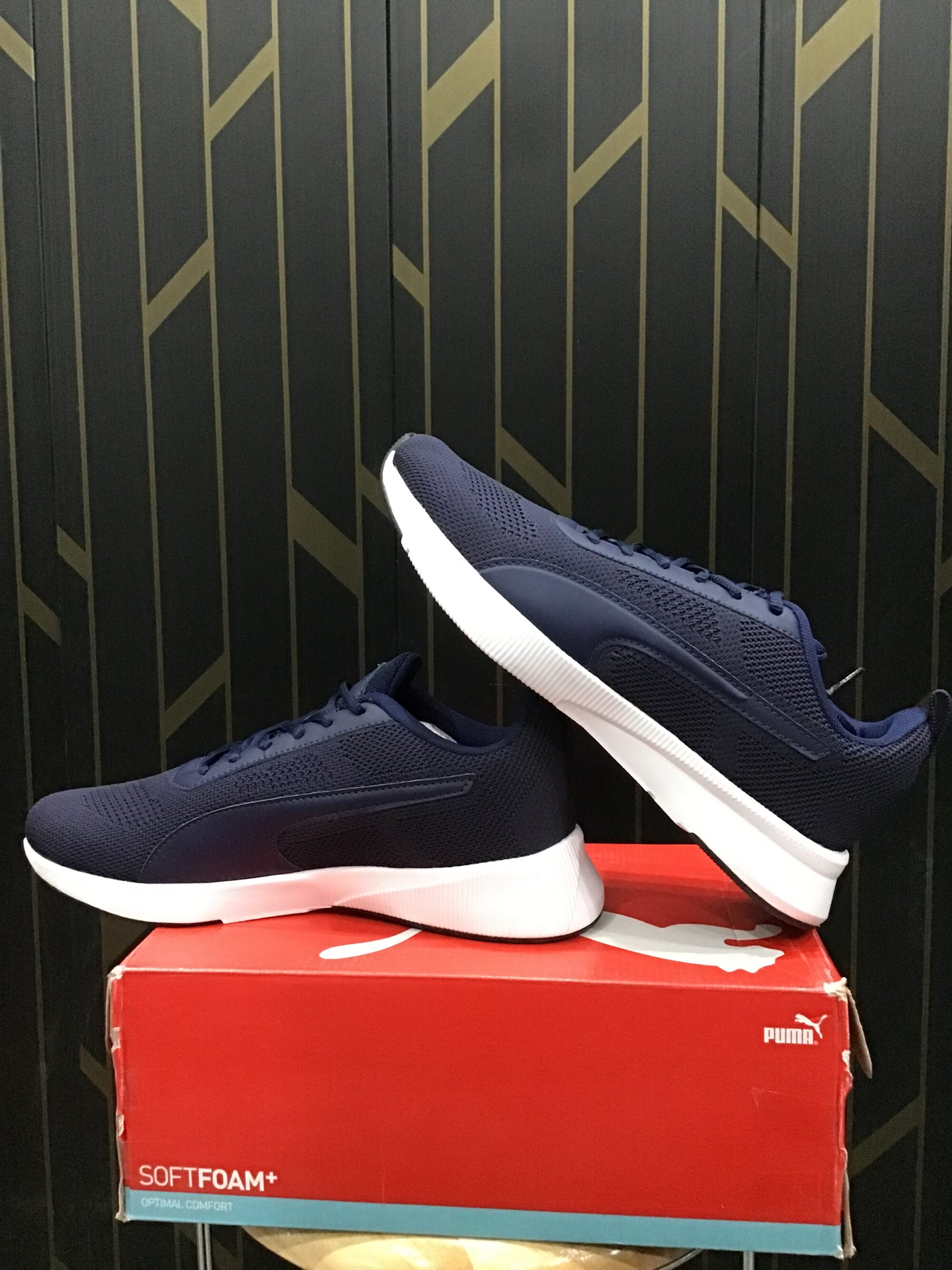 Puma Men Buzzing Running Shoes - Image 2