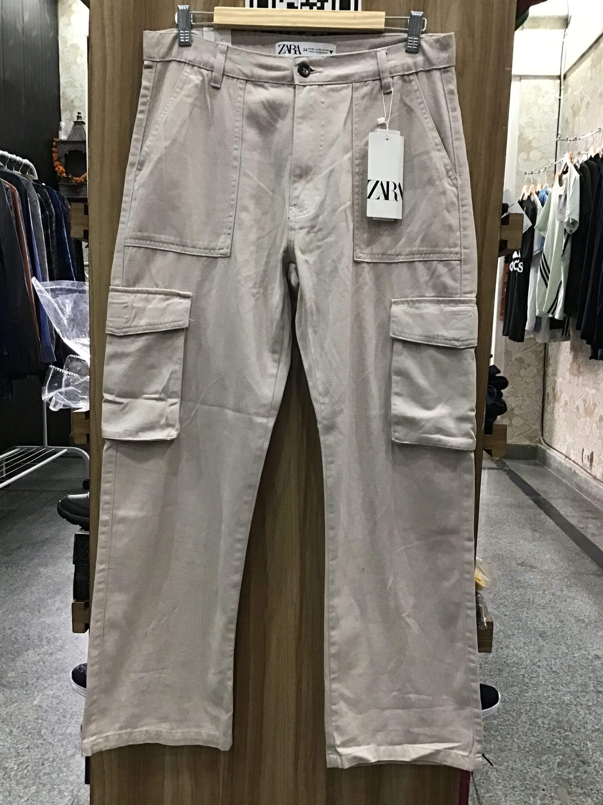 ZARA CARGOS